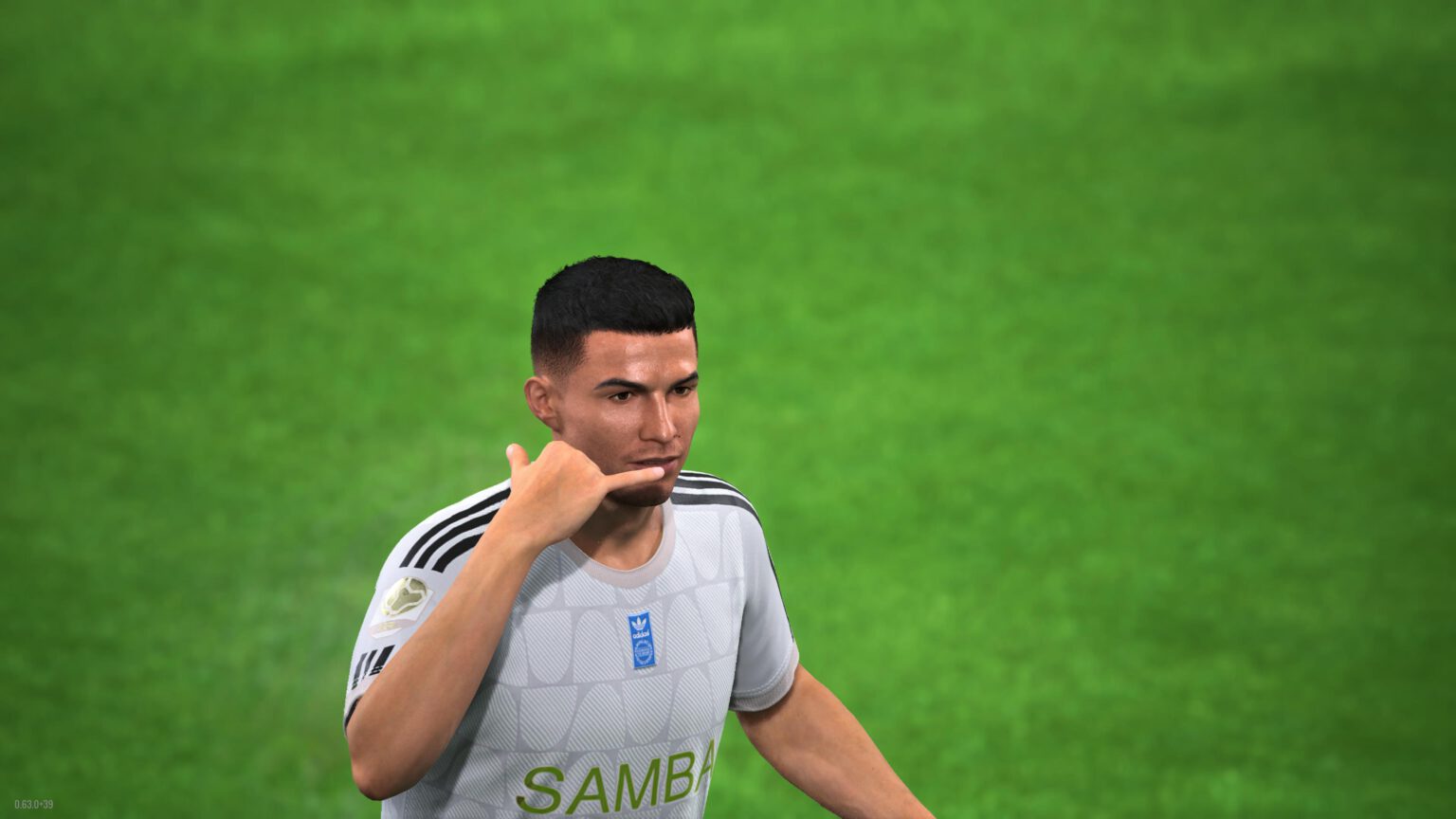 Ronaldo in UFL bei einem Torjubel mit Telefongeste.